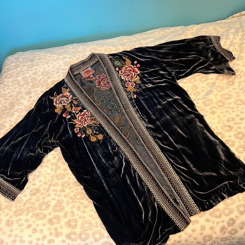 JOHNNY WAS 🦚 Deep Teal Velvet Kimono with Embroidered Peacock and Floral